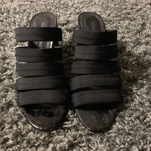 Donald J. Pliner Shoes - Donald J Pliner 2 Inch Heels Donald J. Pliner Shoes - Donald J Pliner 2 Inch Heels